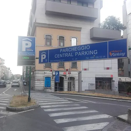 Bergamo City Apartments Apartamento Bérgamo